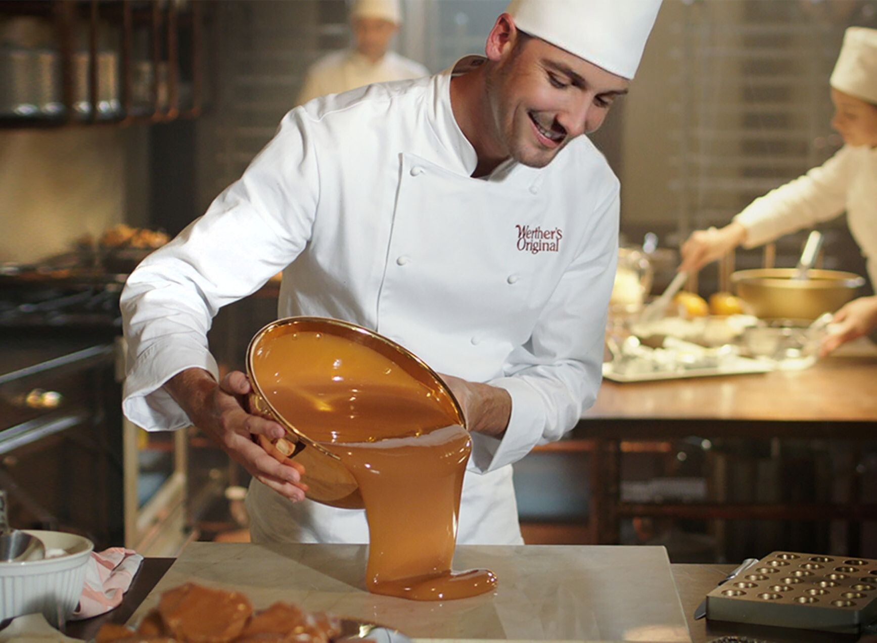 Er is in al die jaren veel veranderd, maar gelukkig blijven sommige dingen altijd hetzelfde: onze caramel producten bevatten de beste ingredi&euml;nten en ze worden met veel liefde en zorg bereid, net zoals Gustav Nebel ze maakte. Alleen zo komt de vertrouwde smaak van Werther&rsquo;s Original tot stand die ons verwent en bijzondere momenten laat beleven vol warmte en genot.