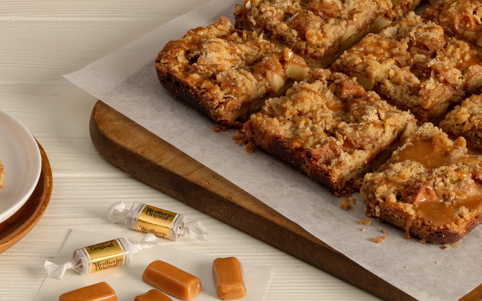 Appel Kruimel Caramel Bars